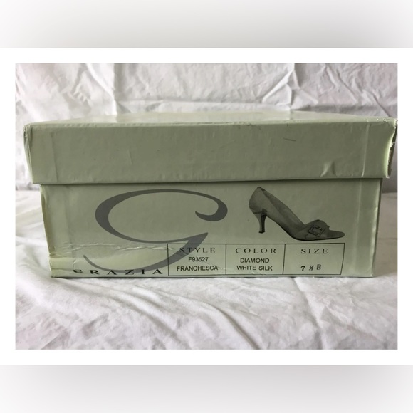 Grazia Franchesca Diamond White Silk Wedding Bridal Open Toe Heels Sz 7.5 NIB - Picture 6 of 6
